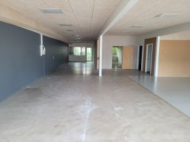 230m2. Lager / Produktion, kontor m.m.